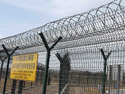 ����������