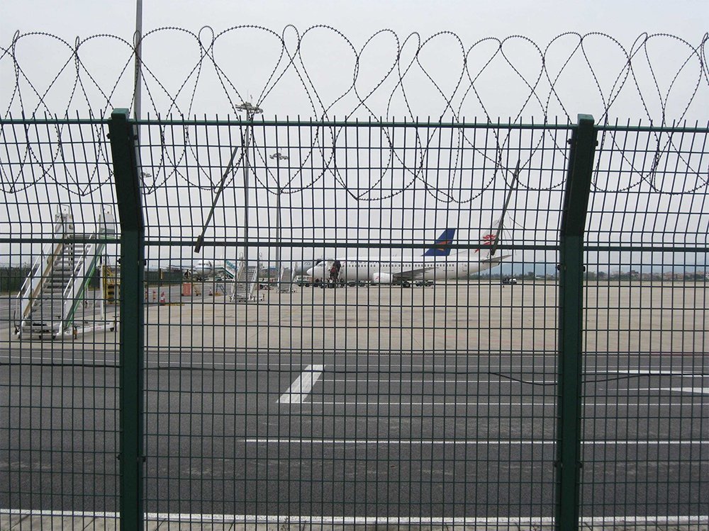 机场隔离网 机场隔离网